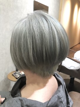 ビッシュ(Bish) アッシュシャンプーの力