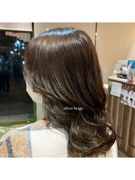 ヘアーメイク アンニコ(hair make an nico) silver beige
