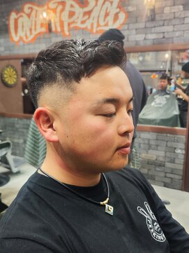 スリーセント 栄(3/cent) ハイフェード/フェザーアップ/スキンフェード/フェードカット