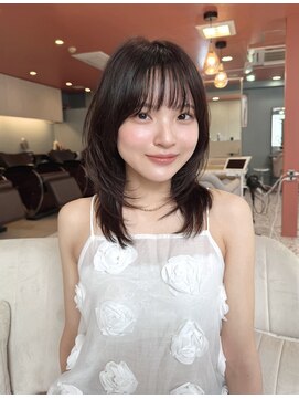 リコバイアフロート(riko by afloat) レイヤーカット/ハッシュカット/透明感カラー