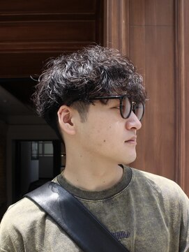 トッド(tod) シャドウパーマ ルーズパーマ メンズパーマ ビジネスパーマ 眉毛