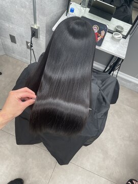 シンシア 新宿(CYNTHIA) ブルーブラック×ウルトワトリートメント