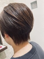 プレジールバイラファブリック(PLAISIR by LA FABRIQUE) 【下田】襟足スッキリショート