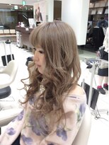 ケンジ 平塚 アネッタ(KENJE annetta)&nbsp;キュートさUP!前髪にこだわったロングスタイル