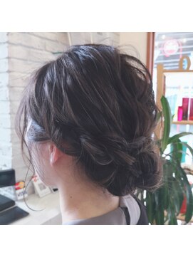 ハグ 横浜(HUG) ふわふわヘアアレンジ☆