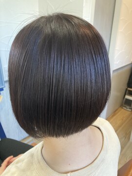 アヌヘア(Anuhea) 前下がりボブ☆ぱつんとボブ