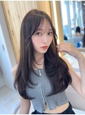 大人可愛い韓国ヘア　シースルーバング　レイヤーカット