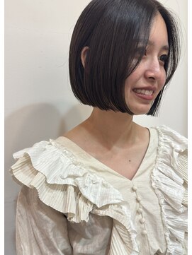 バローチェ(Barouche) 【Barouche/中島綾子】　切りっぱなしボブ　　堀江