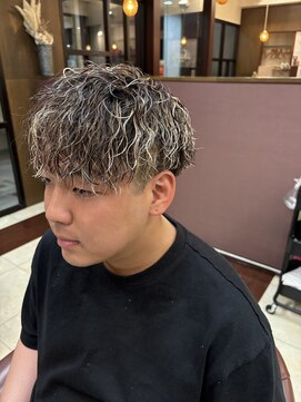 ヘアースペースブルーム ヒーロー 園田店(HAIR SPACE BLOOM hero) ツイストスパイラルカラー