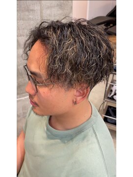 リット(lit.) ブルーブラック/スペインカール/スパイキーショート/守谷