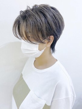 モリオ フロム ロンドン 成増店 【morio成増/ムラマツ】ショートヘアウルフハイライト