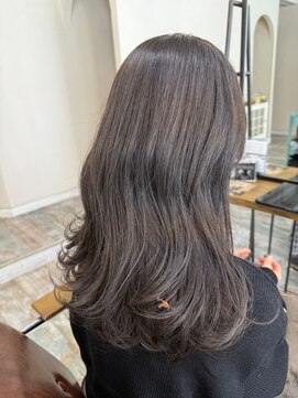 リノカヒリ(Lino kahili) モカグレージュ髪質改善