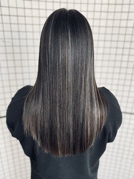 アローズ 久留米店(arose) 白髪ぼかしハイライト