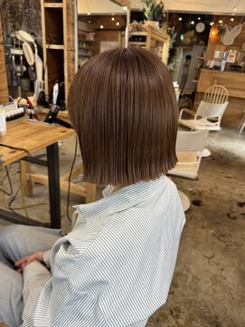 ウィークエンド(WEEKEND) カット+トリートメント+頭皮クレンジング【￥5000】