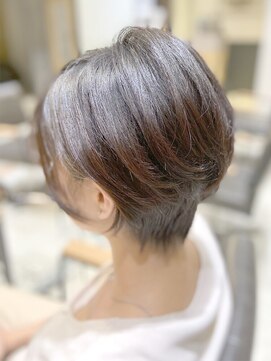 モア ヘアデザイン バイ オリジンズ つくばみどりの店(moA hair design by Origins) 丸みショート