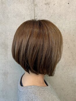 キミとトモにの写真/静かな時間が流れるプライベート空間で、あなたの“なりたいショートヘア”を丁寧にカタチにします◇