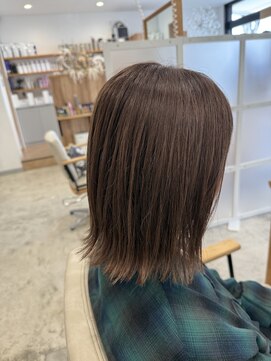 アン(an) スタイリング簡単外ハネスタイル