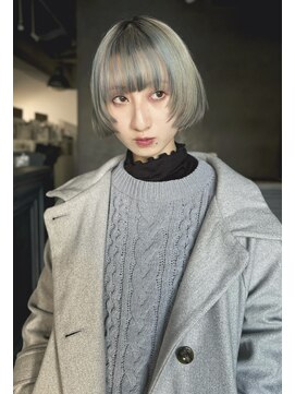 クイン(qin) コンパクトリップラインAラインボブ