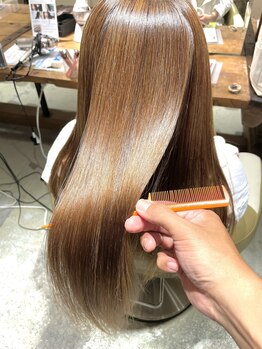 トコノバ(toconova)の写真/扱いやすく自然なストレートが大人気♪髪の毛の状態を見極め、気になるクセもしっかり伸ばします◎