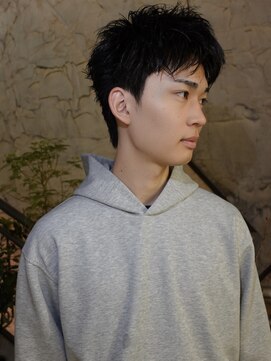 ノラ シブヤ(NORA) アクティブショートスパイキーショート黒髪ショート無造作刈り