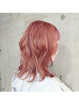 マノン(manon)&nbsp;パッツンラインをポイントにトップレイヤースタイル