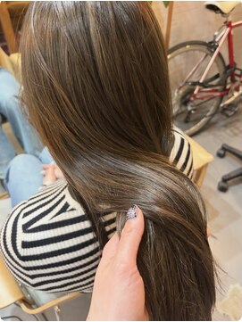 ヒツジ(hitsuji) オリーブグレージュ