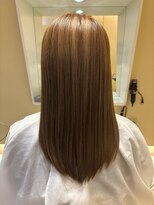 カットスペース イープラス(Cut space e+) ストレートヘアー