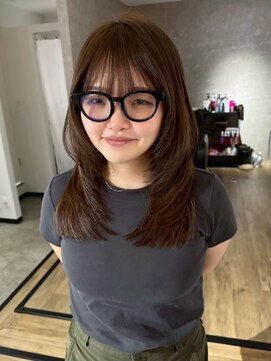 エトワ 中央店(etoi) 大分ハッシュカット胸上鎖骨下ミディアムレイヤースタイルかるめ