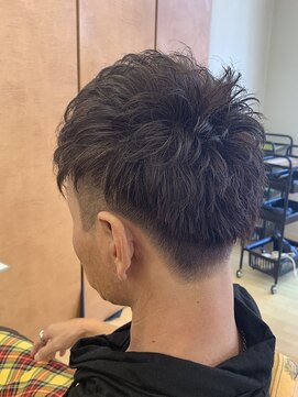 エリア 燕店(area) 刈り上げツーブロック