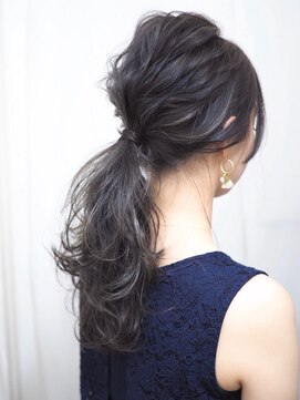 ヘアーデザイン アンジェロ インアルト(Hair Design Angelo In alto) 30代/40代/50代/ロング/ブルーグレージュ