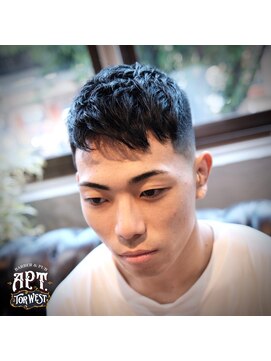 エーピーティートアウエスト(APT. TOR WEST) crew cut