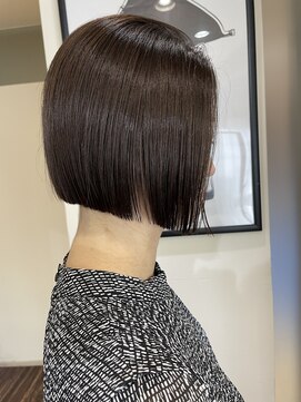 アーチオオサカ(ARCHE-OSAKA) 酸性ストレートボブ