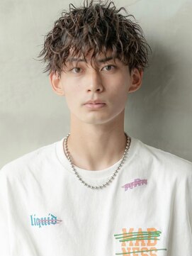 ユウ 渋谷(U) アッシュブラック/マッシュパーマ/束感/刈り上げ/波巻き