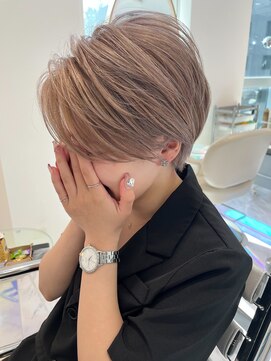 モナバイルーブル(MONA by Louvre) 【MONA名古屋駅/名駅】ハンサムショート/ハイトーンショート