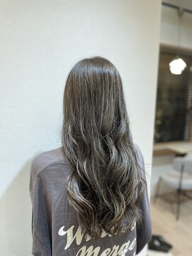 こもれびヘアー(こもれびhair+) コントラストハイライト×ロングレイヤー