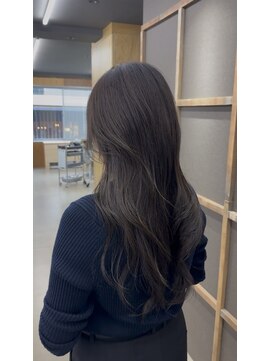 ソアー(SOAR) ブルーベージュ×くびれ巻き