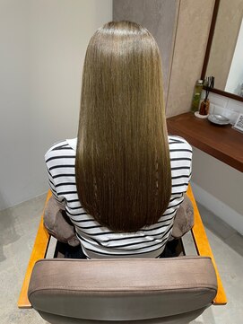 ソワ 四日市(soie) 【soie/shiho】オリーブベージュ/ブリーチなし