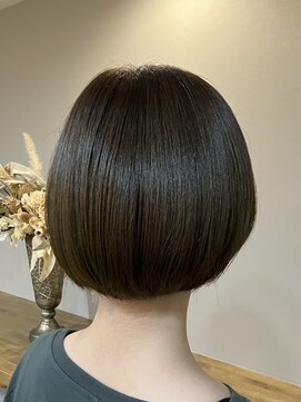 リポゾ(Riposo.) オリーブアッシュ・ミニボブ