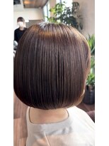 エスト(est.)&nbsp;透明感ベージュ×ミネコラトリートメント　20代30代40代50代