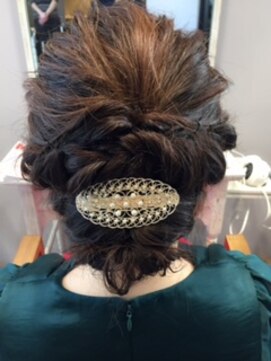 エス ヘアメイク スペース(es hair make space) ルーズ・ゆるふわ・パーティーセットスタイル