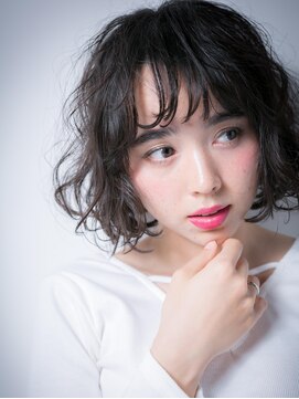 カバーヘア ブリス 上尾西口店(COVER HAIR bliss) *bliss上尾*く無造作カールの黒髪フェミニンボブｘ