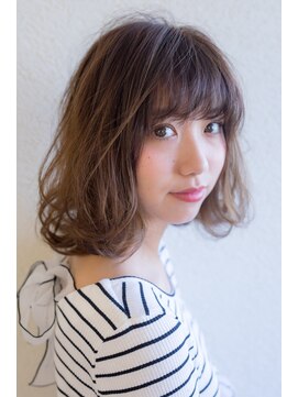 エルサフィロ キタハマ(el zafiro kitahama) 【el zafiro kitahama】グラデーションエアリーミディボブ☆