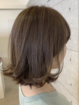 アンナ ヘアアンドアイズ(AnNa hair&eyes) 軽やか切りっぱなしボブ
