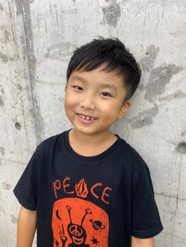 カフネ ジュントス ヨロ(Cafune' juntos YOLO) キッズカット