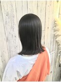 暗めカラーのミディアムスクールカット(^^)!