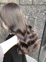 ツヤ髪ラベンダーグレージュカール