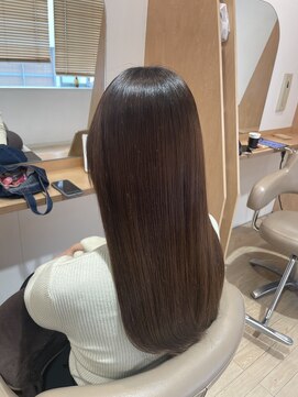 アンフィ 東京(Amphi) 【髪質改善で!!ツヤツヤヘアーに♪】