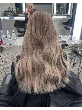 イキ 表参道(iki omotesando) バレイヤージュ