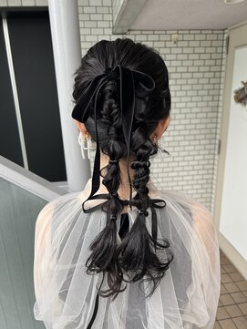 フェリーチェ(Felice) ツインポニー 編みおろし ポニーテール ベロアリボン