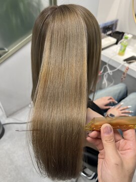 トランス(TRUNS) 髪質改善ULTOWAトリートメント